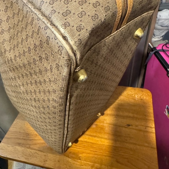 Gucci Brown Monogram travel bag - Picture 6 of 16